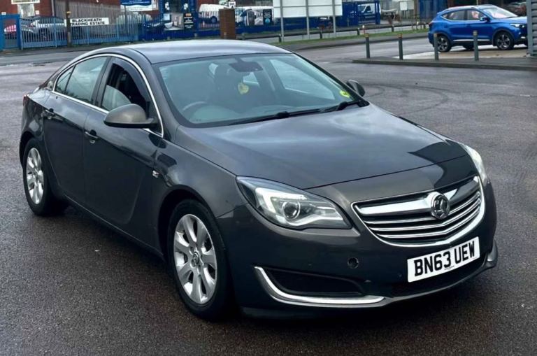 2013 (63) VAUXHALL INSIGNIA 2.0 CDTI SE TECHLINE HATCHBACK 