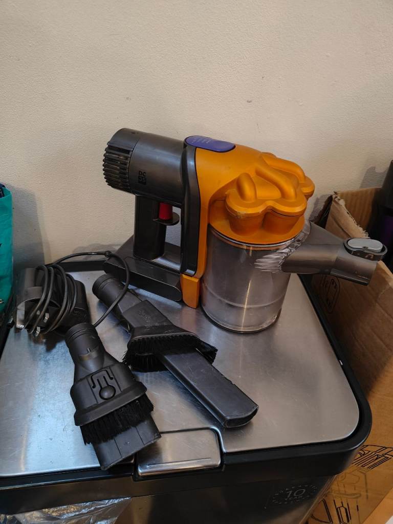 Dyson dc35 handheld machine. Clean. Battery lasts regular mode 12 mins 
