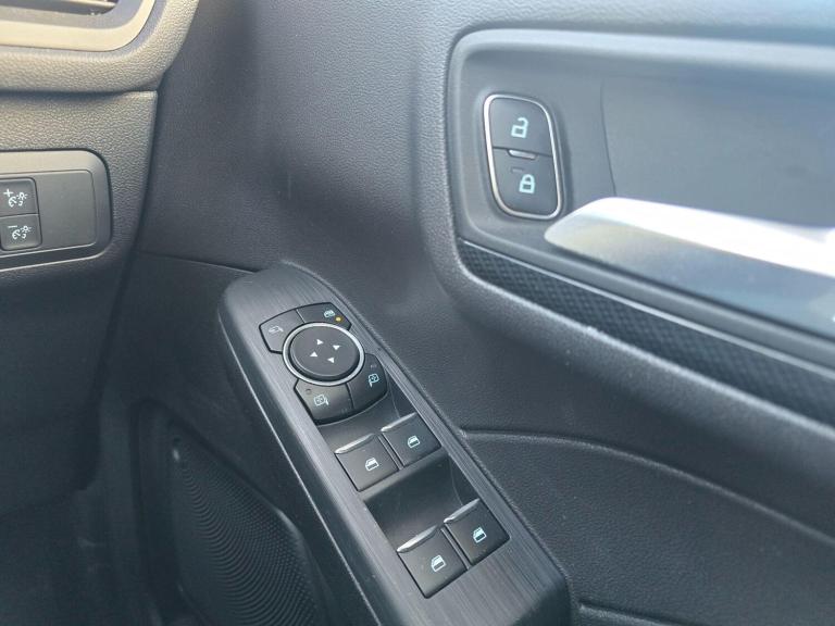 2023 Ford Kuga 2.5 Duratec 14.4kWh ST-Line X Edition CVT Euro 6 (s/s) 5dr HATCHBACK Petrol/Electr...