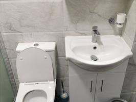 [BILLS INCLUDED] 1 Bedroom Flat with Own Modern Kitchen & Bathroom