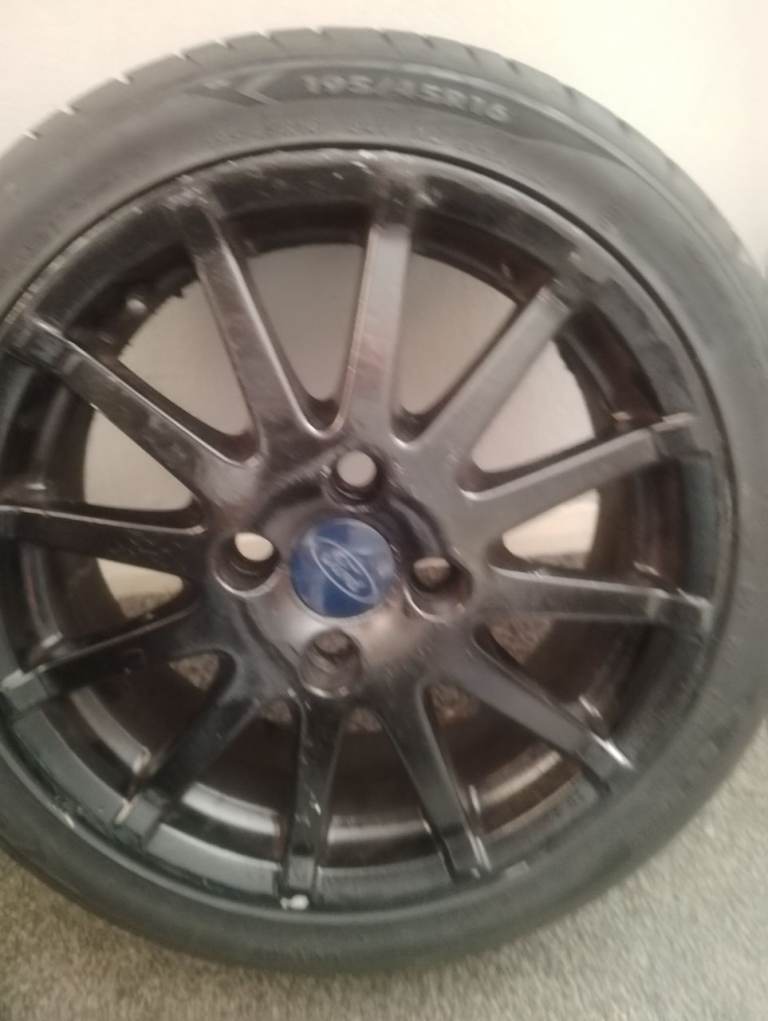 Ford fiesta mk6 zetec s alloy wheel 