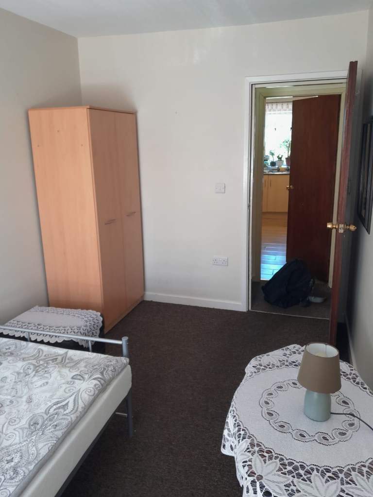 Room to rent 