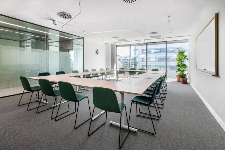 London - NW10 7FQ \ Spacious Office Space Customisable for Your Business