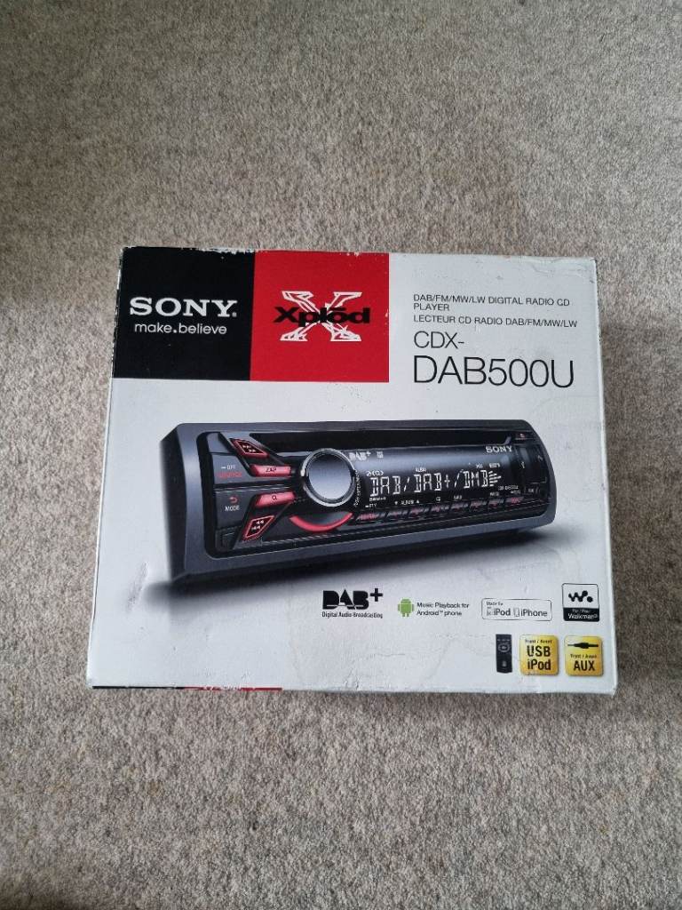 Car Radio - SONY CDX-DAB500U