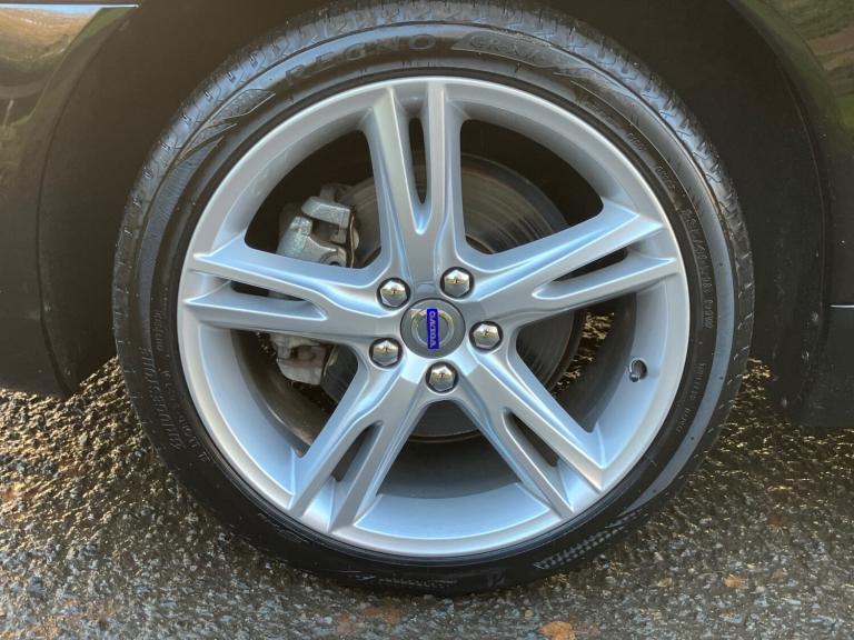 2016 VOLVO V70 2.0 T5 SE LUX Inscription 245bhp Automatic Estate