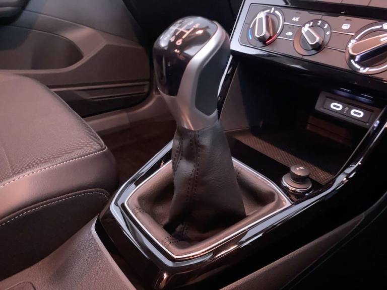 2023 23 VOLKSWAGEN T-CROSS 1.0 TSI BLACK EDITION SUV 5DR PETROL MANUAL EURO 6 (S