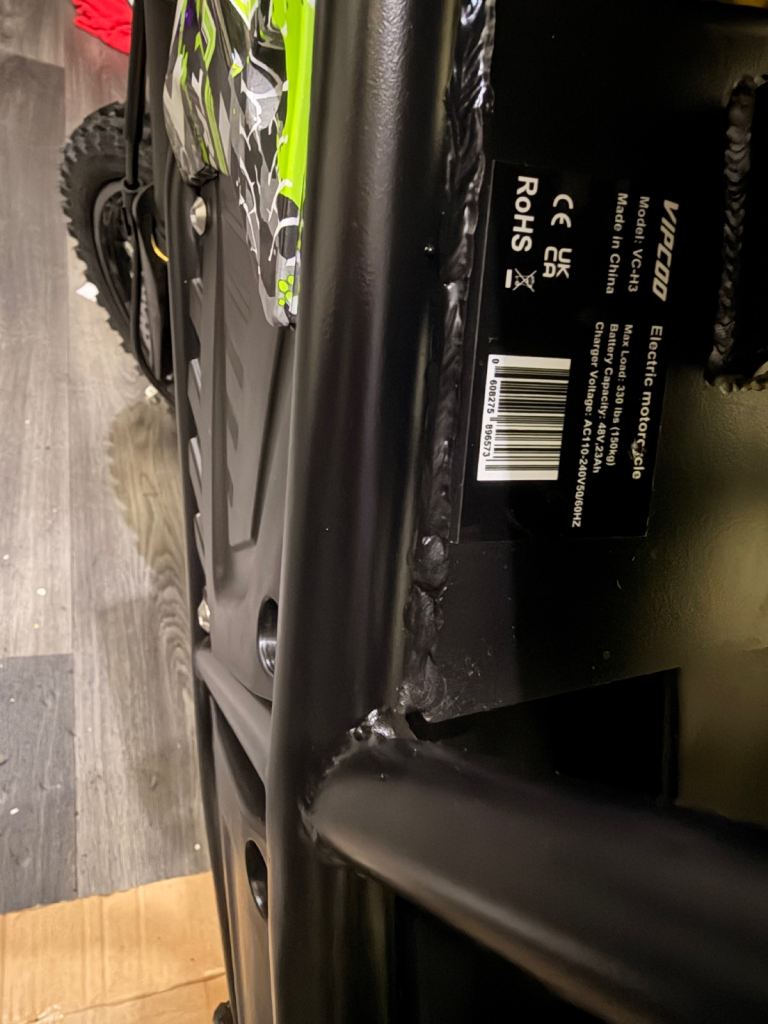 Vipcoo h3 dirt bike 4 weeks old bought it brand new 19th november 