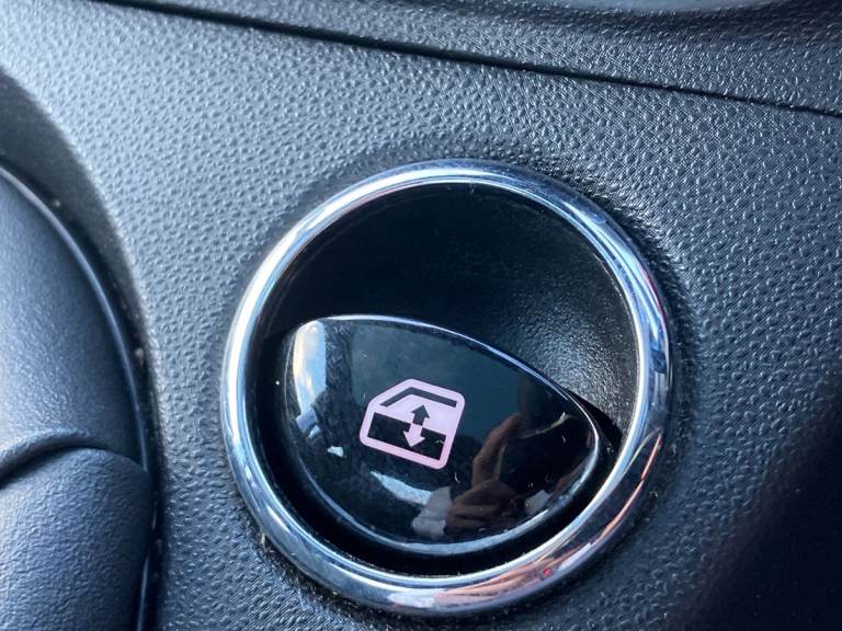 2023 Fiat 500 1.0 Mild Hybrid 3dr HATCHBACK PETROL Manual