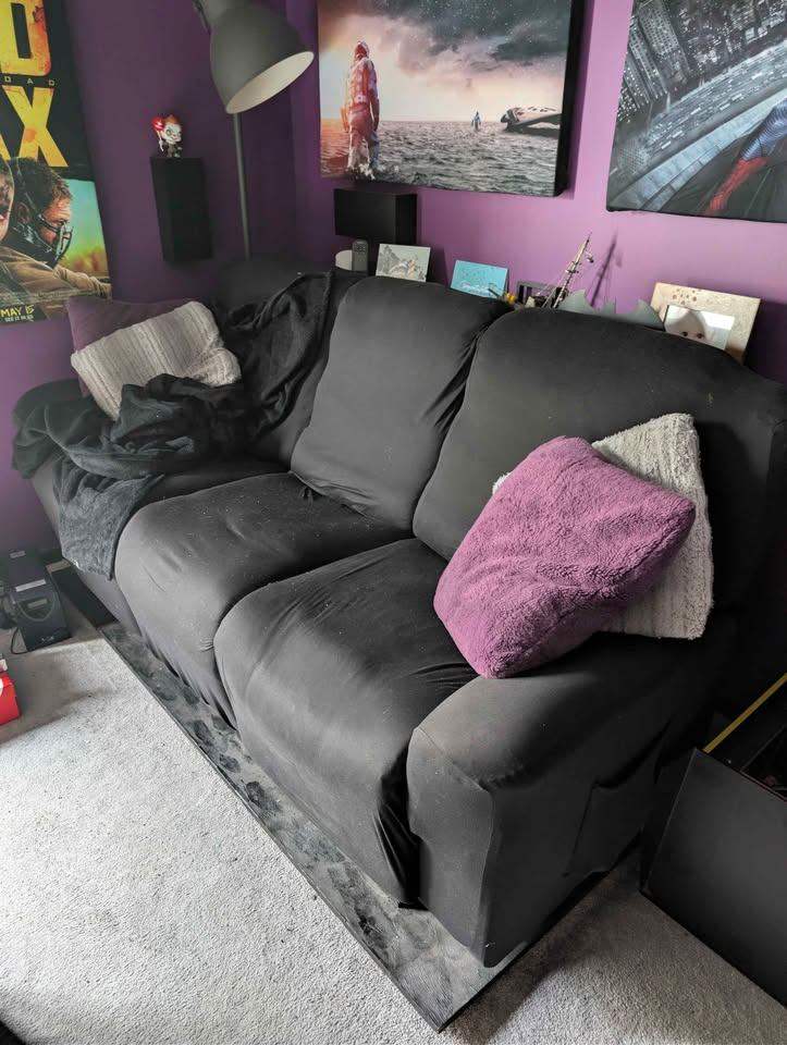 3 + 2 Reclining Sofa's