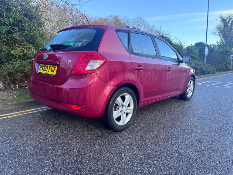 2010 Kia Ceed 1.6 CRDi 2 5dr HATCHBACK DIESEL Manual