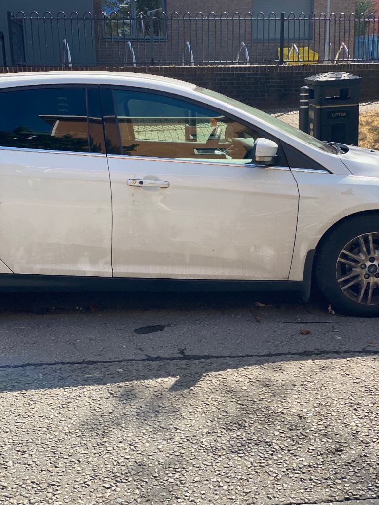 Ford, FOCUS, Hatchback, 2012, Manual, 998 (cc), 5 doors