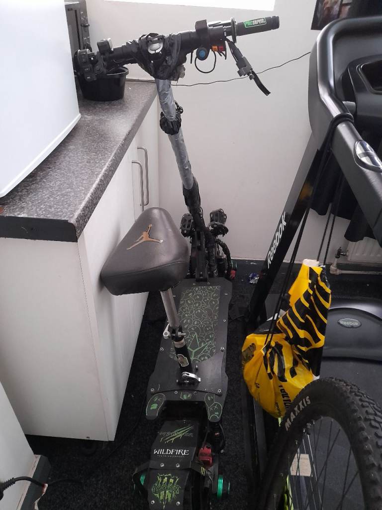 electrick scooter   solar p1