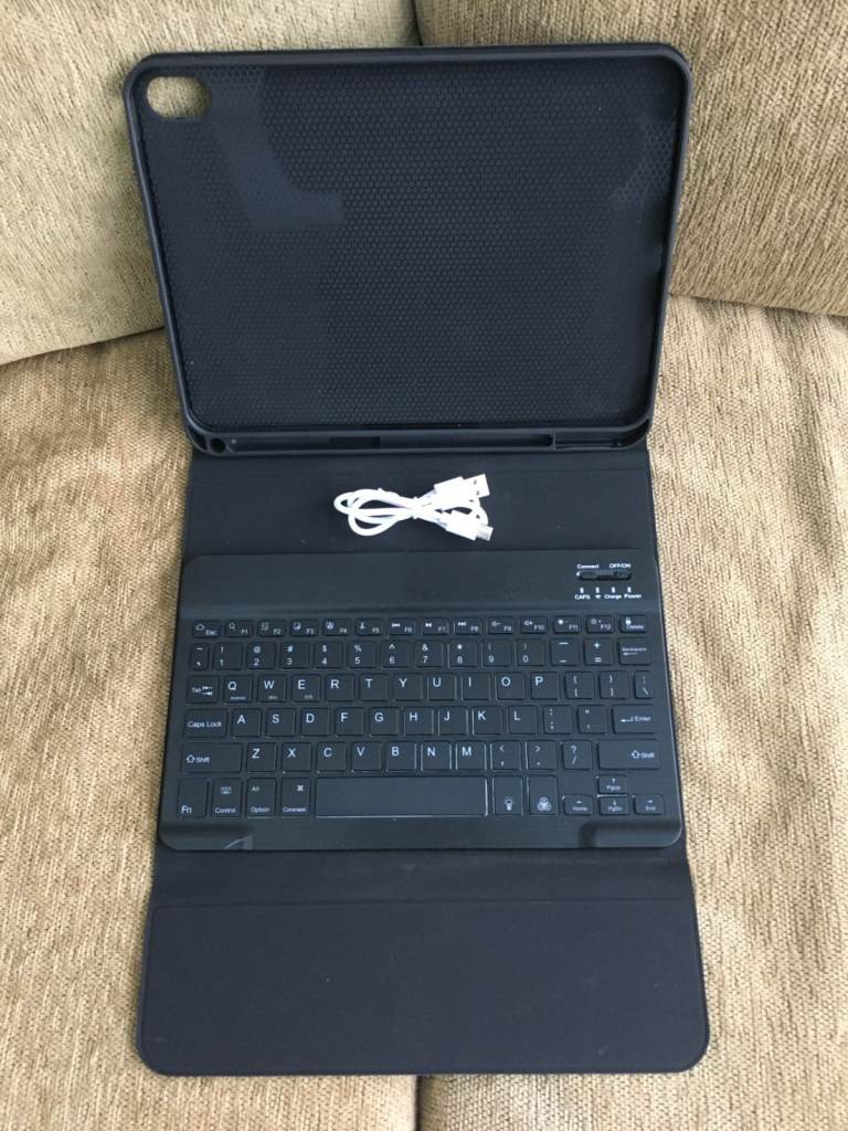 image for APPLE iPAD CASE+ KEYBOARD