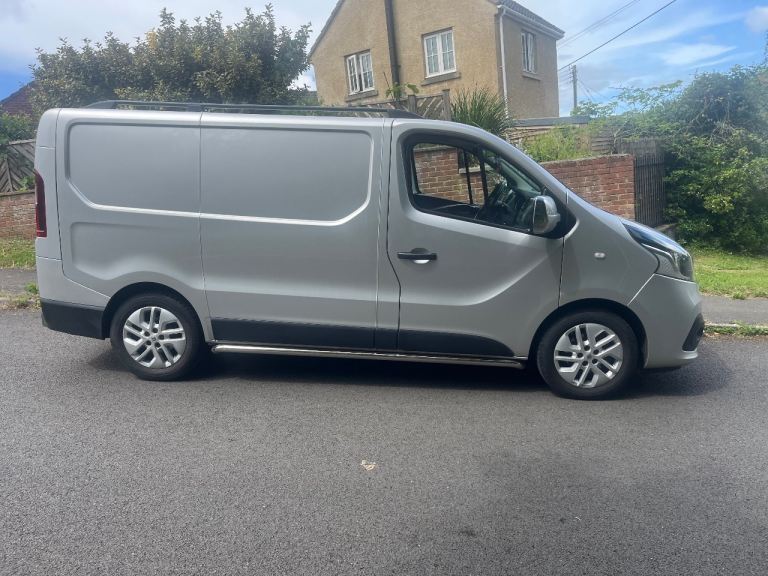 Renault Trafic sport nav 61k miles 2019