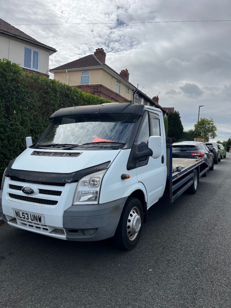 Ford transit recovery truck 18ft body 