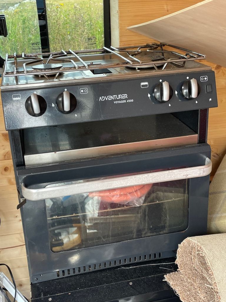 Adventurer , voyager 4500 stove 