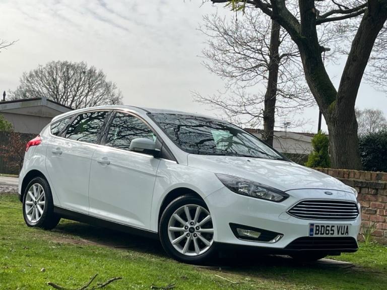 2015 Ford Focus 1.6 Titanium Hatchback 5dr Petrol Powershift Euro 6 (125 ps) Hatchback Petrol Aut...