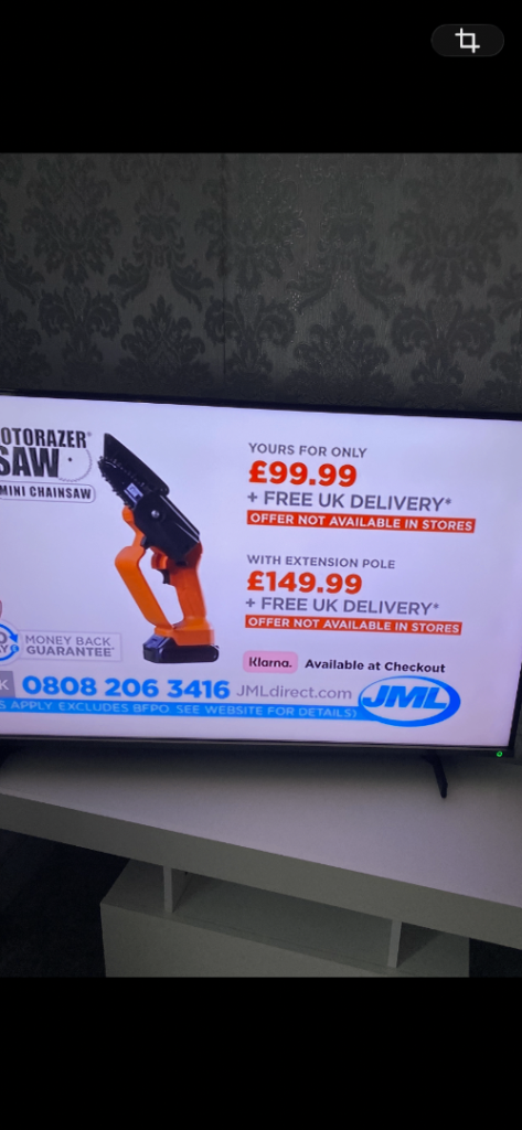 Small electric saw