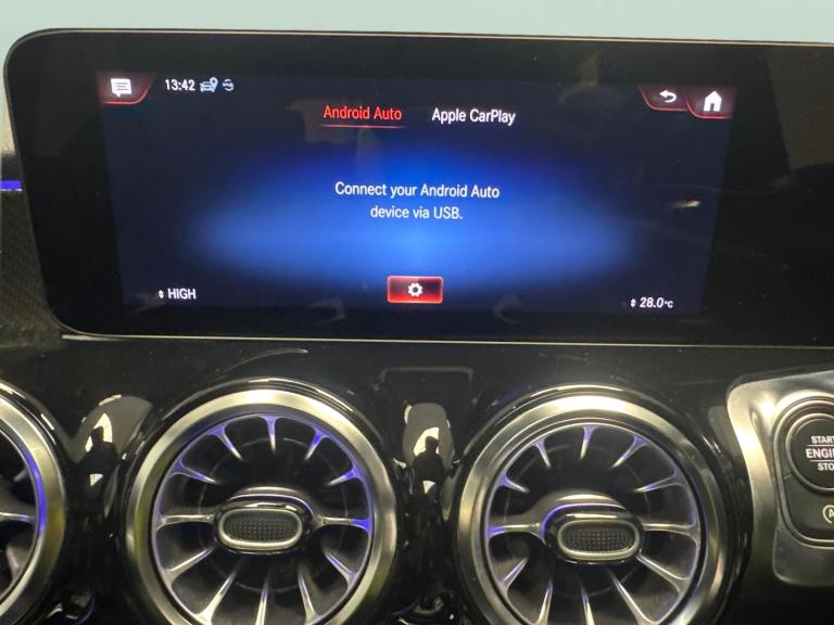 2023 Mercedes-Benz GLB 1.3 GLB200 AMG Line Night Edition (Premium Plus) SUV 5dr Petrol 7G-DCT Eur...