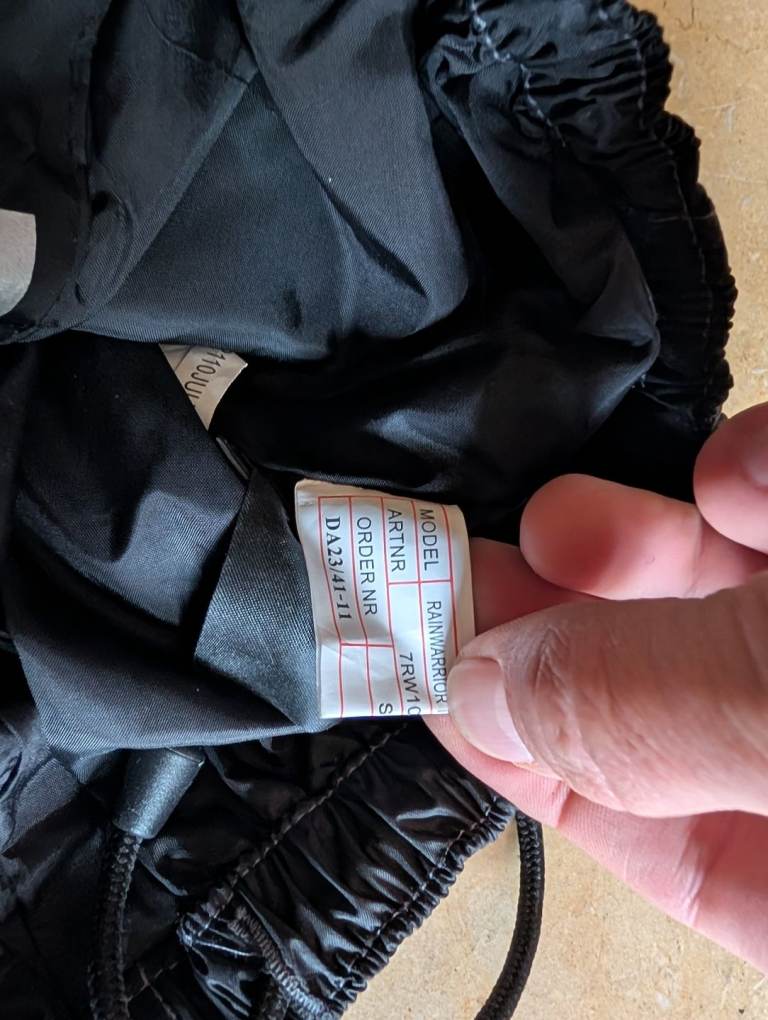 Richa rainwarrior size m overtrousers waterproof rain