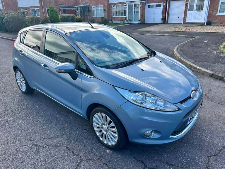 2009 Ford Fiesta 1.4 Titanium, Petrol, 5 Door, Manual, Metallic Blue, 65,000 Miles and New MOT