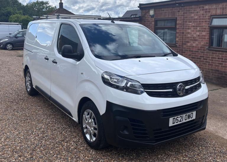 2021 Vauxhall Vivaro 2.0 Vivaro 3100 Dynamic S/S Panel Van Diesel Manual