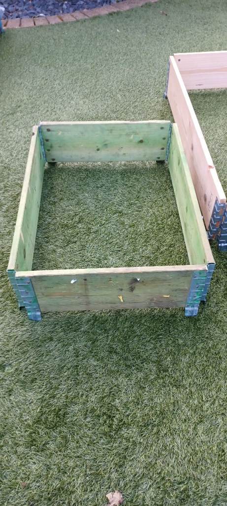 Raised bed border allotment pallet collar planters