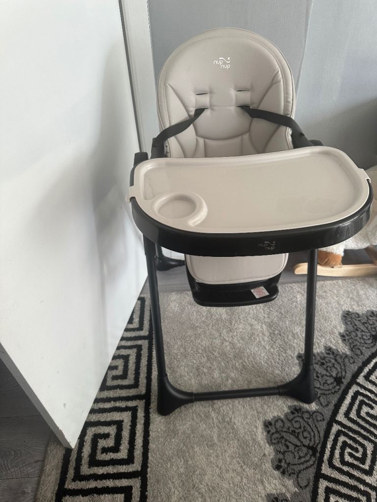 Nup nup Mimzy LX Highchair - Excellent Condition