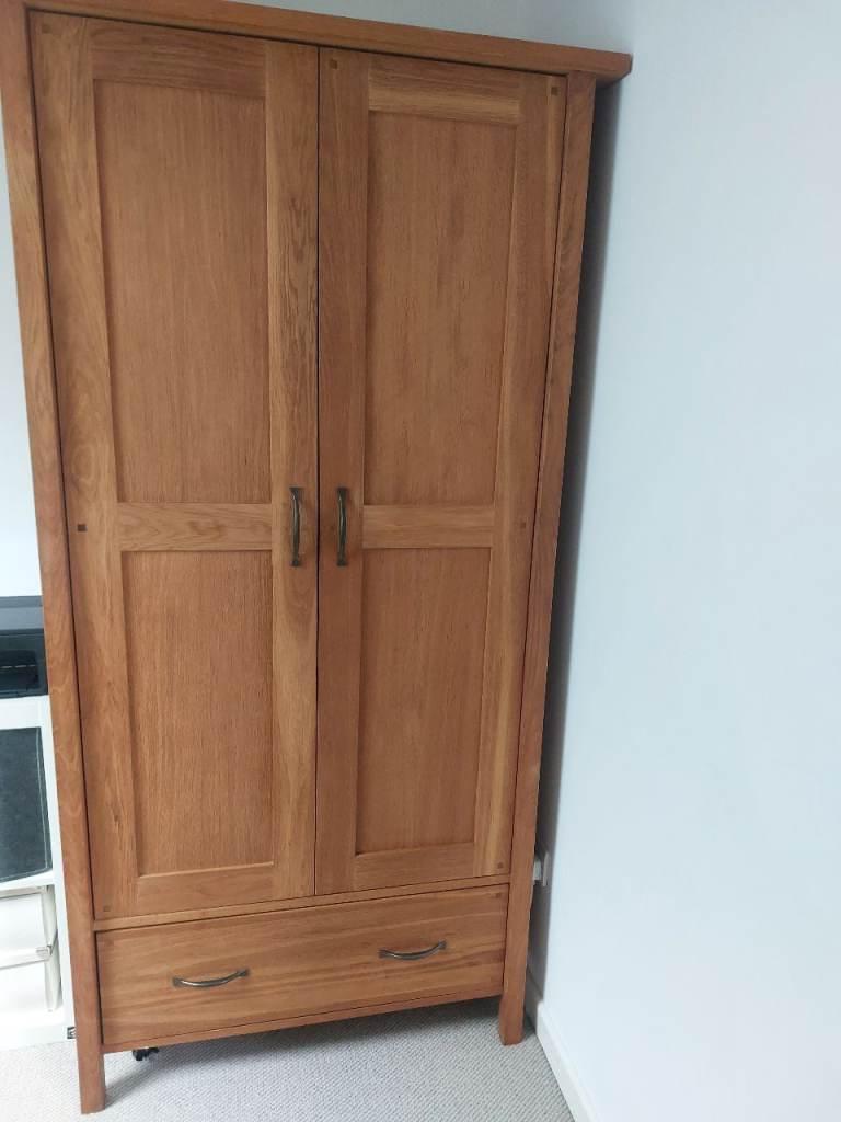 Double Solid Oak Wardrobe