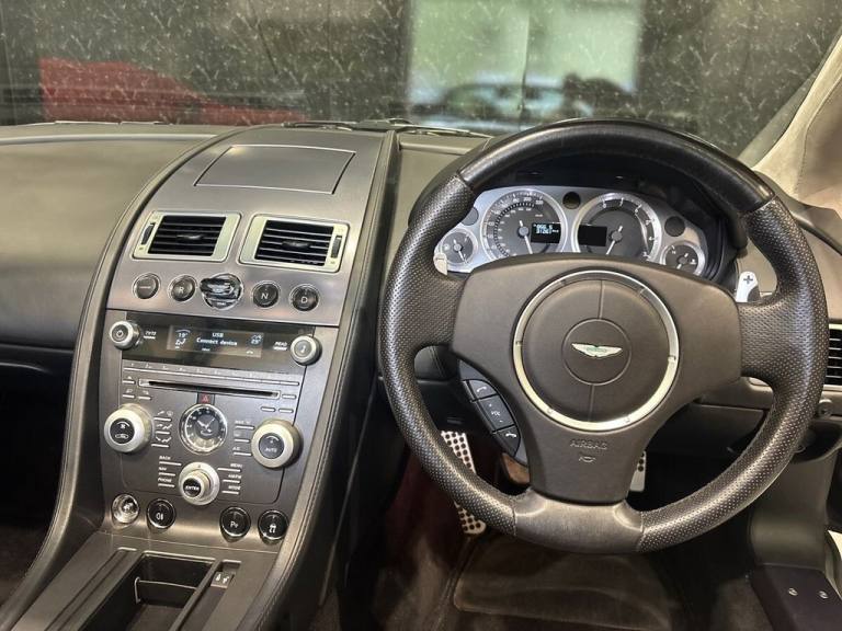 2011 Aston Martin Vantage 4.7 V8 Roadster 2dr Petrol Sportshift Euro 4 (420 bhp) Convertible Petr...