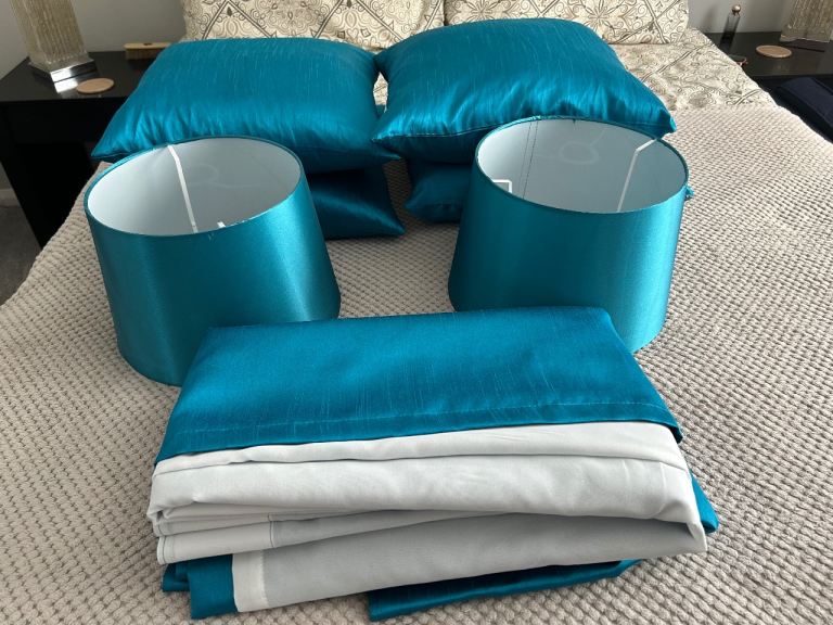 Eyelet curtains/lampshades/cushions