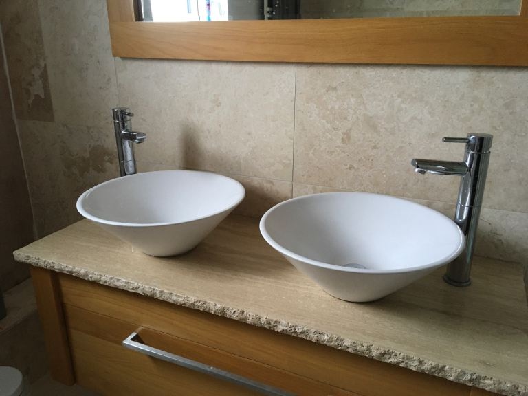 Counter top basins