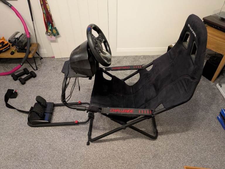 Hori Racing Wheel with Playseat Challenge – PS4/PS3/PC