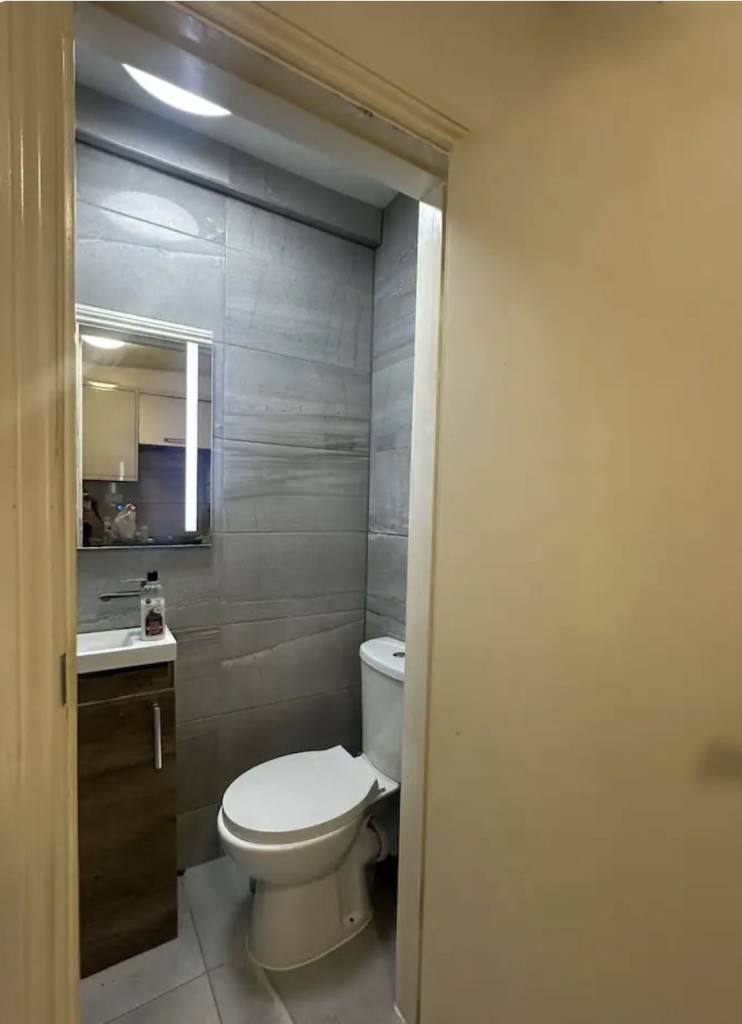 Studio to rent Harlesden