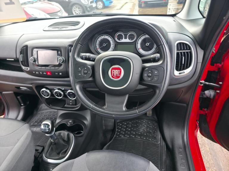  Fiat 500L 1.4 Lounge Euro 6 5dr Petrol Manual