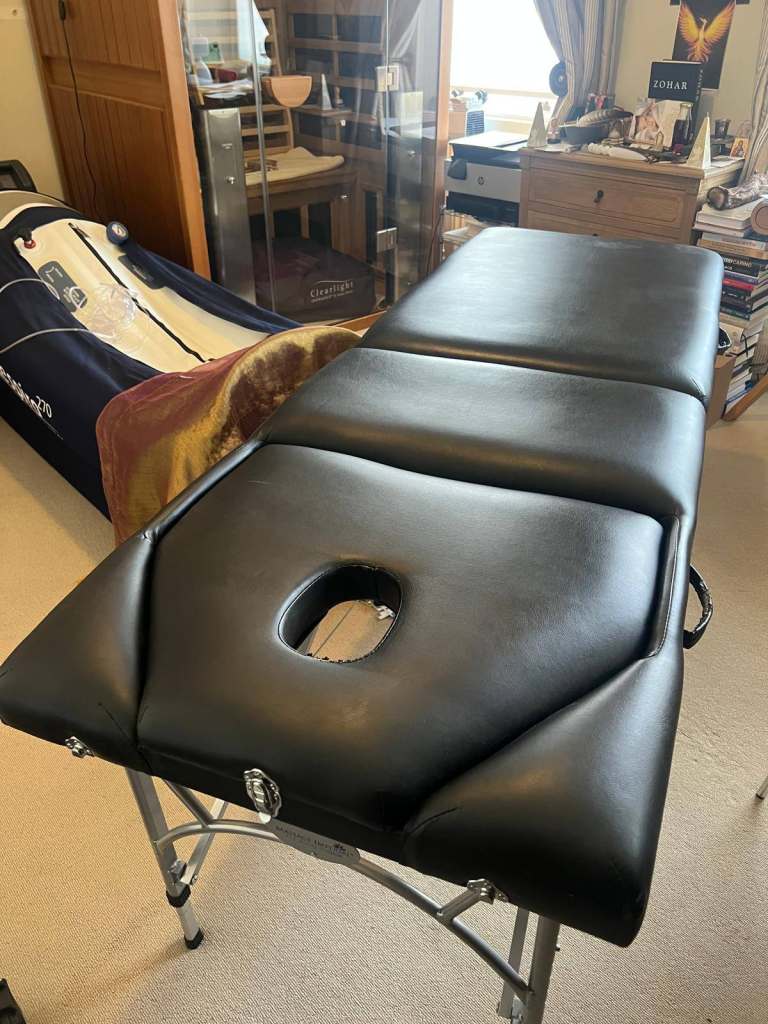 Portable Dark Navy Massage Table with Face Hole – Good Condition