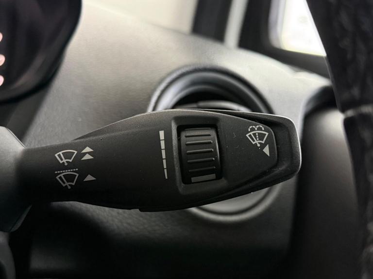 2020 Ford Transit Courier 1.5 TDCi Limited L1 Euro 6 5dr PANEL VAN Diesel Manual