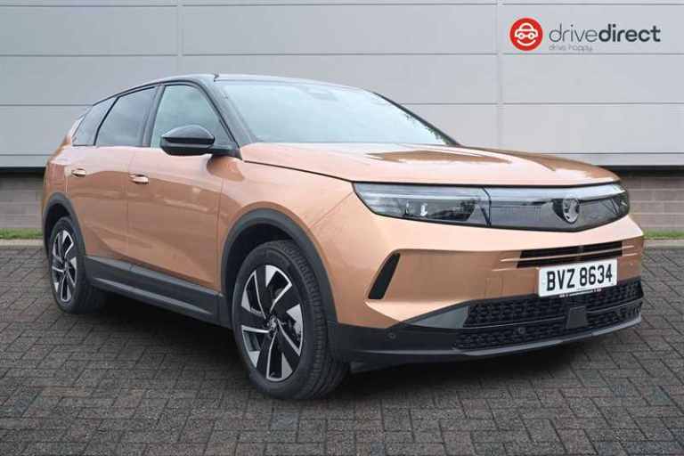 2025 Vauxhall Grandland 1.2 MHEV Ultimate SUV 5dr Petrol Hybrid e-DCT Euro 6 (s/s) (136 ps) SUV H...
