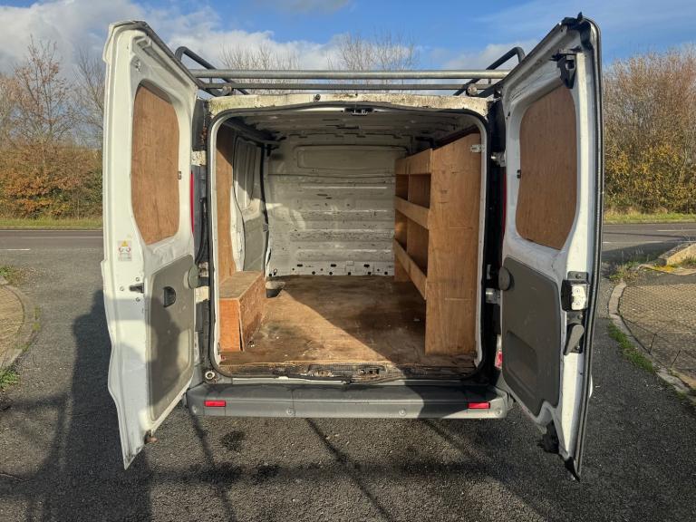 2012 Renault Trafic (12) 2.0 DCI 115 BHP SL29 SWB EURO 5 NO VAT! LONG MOT PANEL VAN Diesel Manual