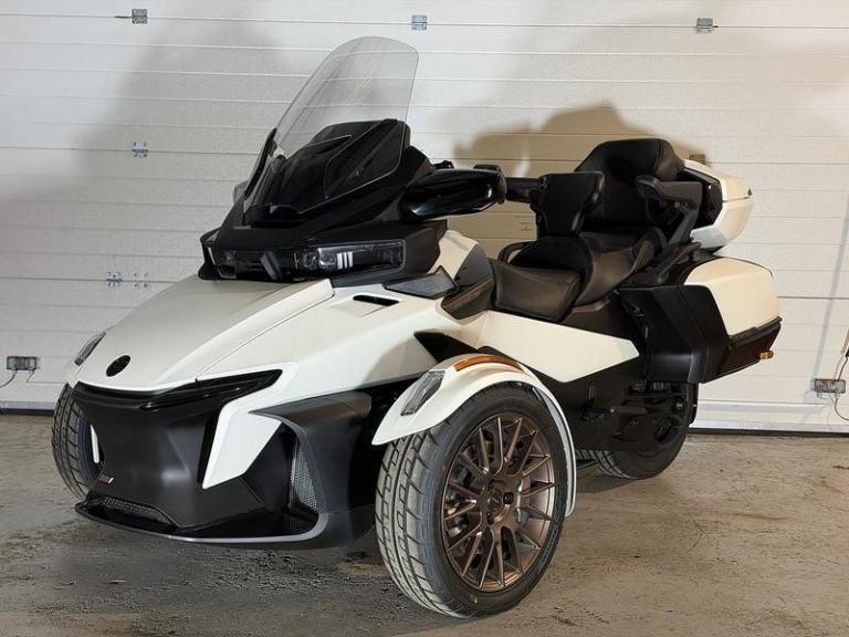 Can-Am Spyder RT 1330 Sea-To-Sky 1330 ACE 3-Wheel 