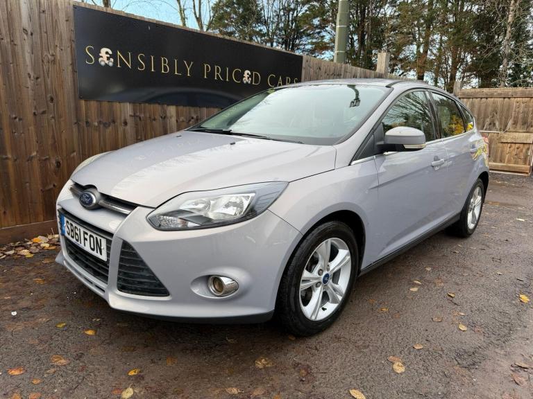 2012 Ford Focus 1.6 Zetec Euro 5 5dr HATCHBACK Petrol Manual