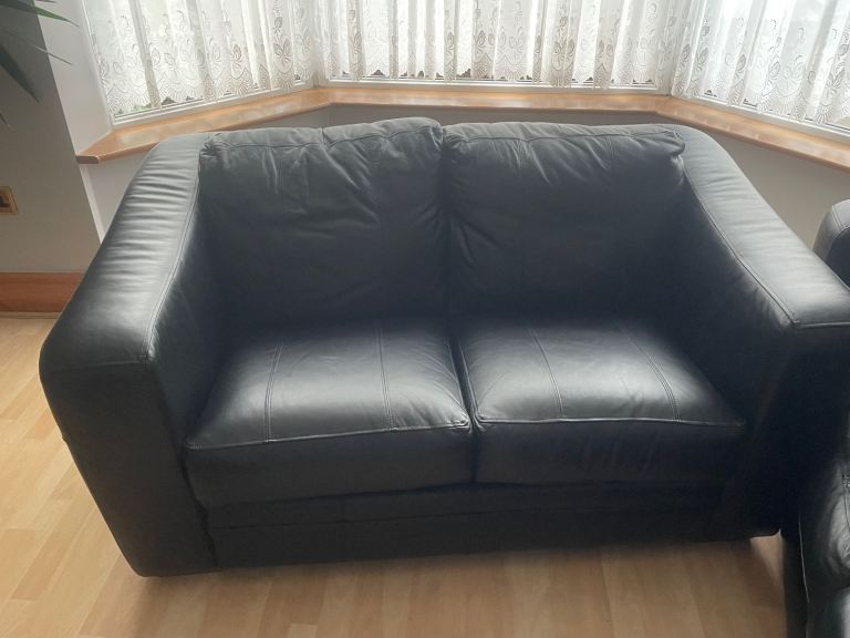 Black 3 piece  leather suite