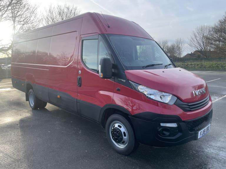 IVECO DAILY 2.3 35C14 140BHP XLWB AUTOMATIC 17FT LOAD SPACE EURO 6 2018