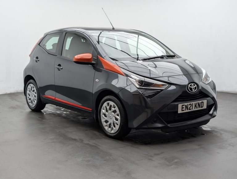 2021 Toyota AYGO 1.0 VVT-i x-play Hatchback 5dr Petrol Manual Euro 6 (s/s) (71 ps) - APPLE C HATC...