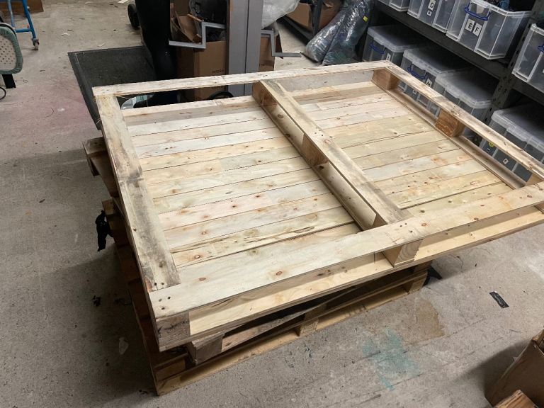 Pallets for free