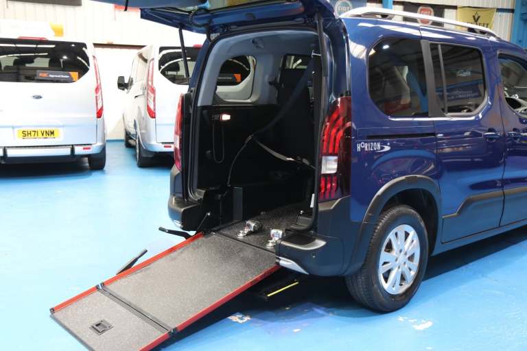 2021 Peugeot Rifter Wheelchair Accessible disabled WAV car  MPV Diesel Manual
