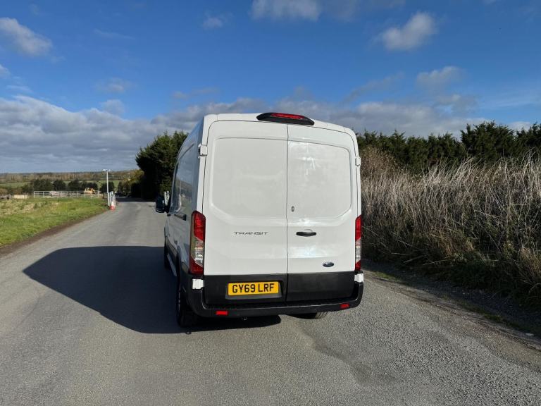 Ford Transit 2.0 350 EcoBlue Leader Panel Van 5dr Diesel Manual RWD L... 2019/69