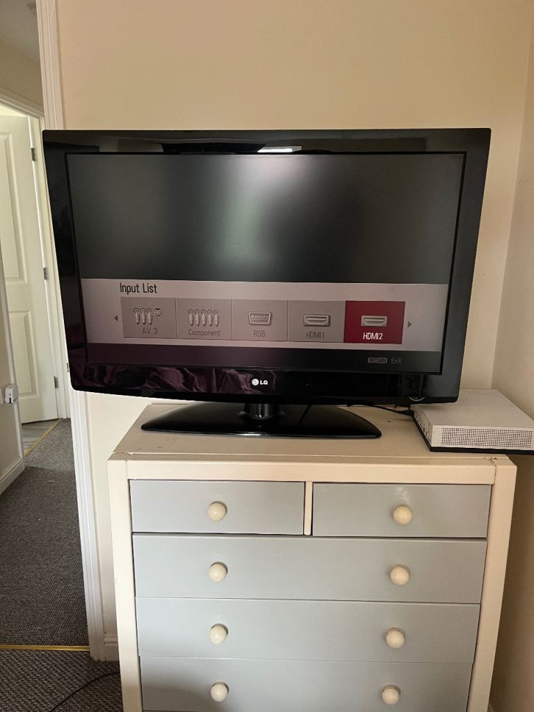 LG 37 Inch HD Tv with Remote in Great Shape