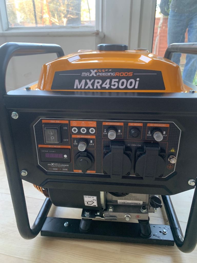 MAXpeedingRODS MXR4500i Inverter Generator - New in Box