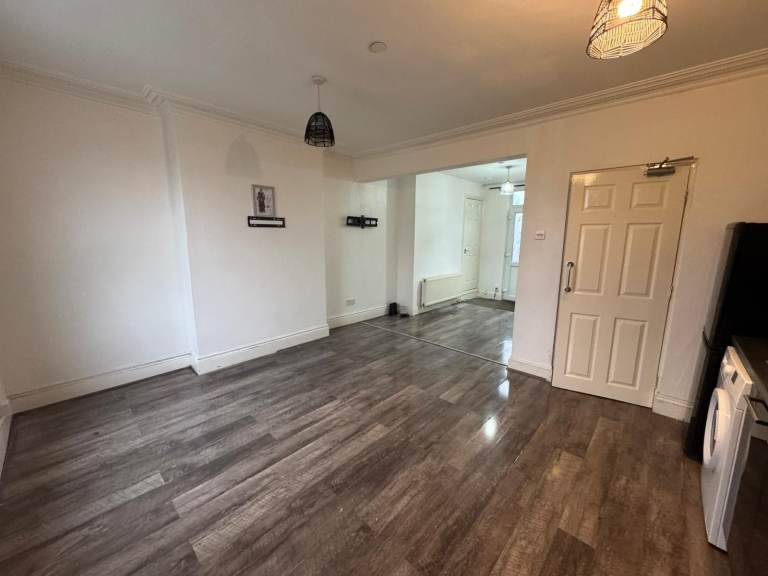 3 Bedroom Flat in Sherwood Nottingham!